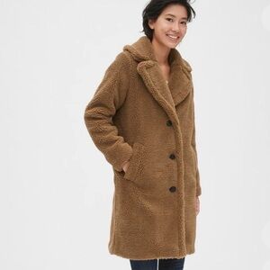 NWT Gap Teddy Coat. So soft and warm!!!